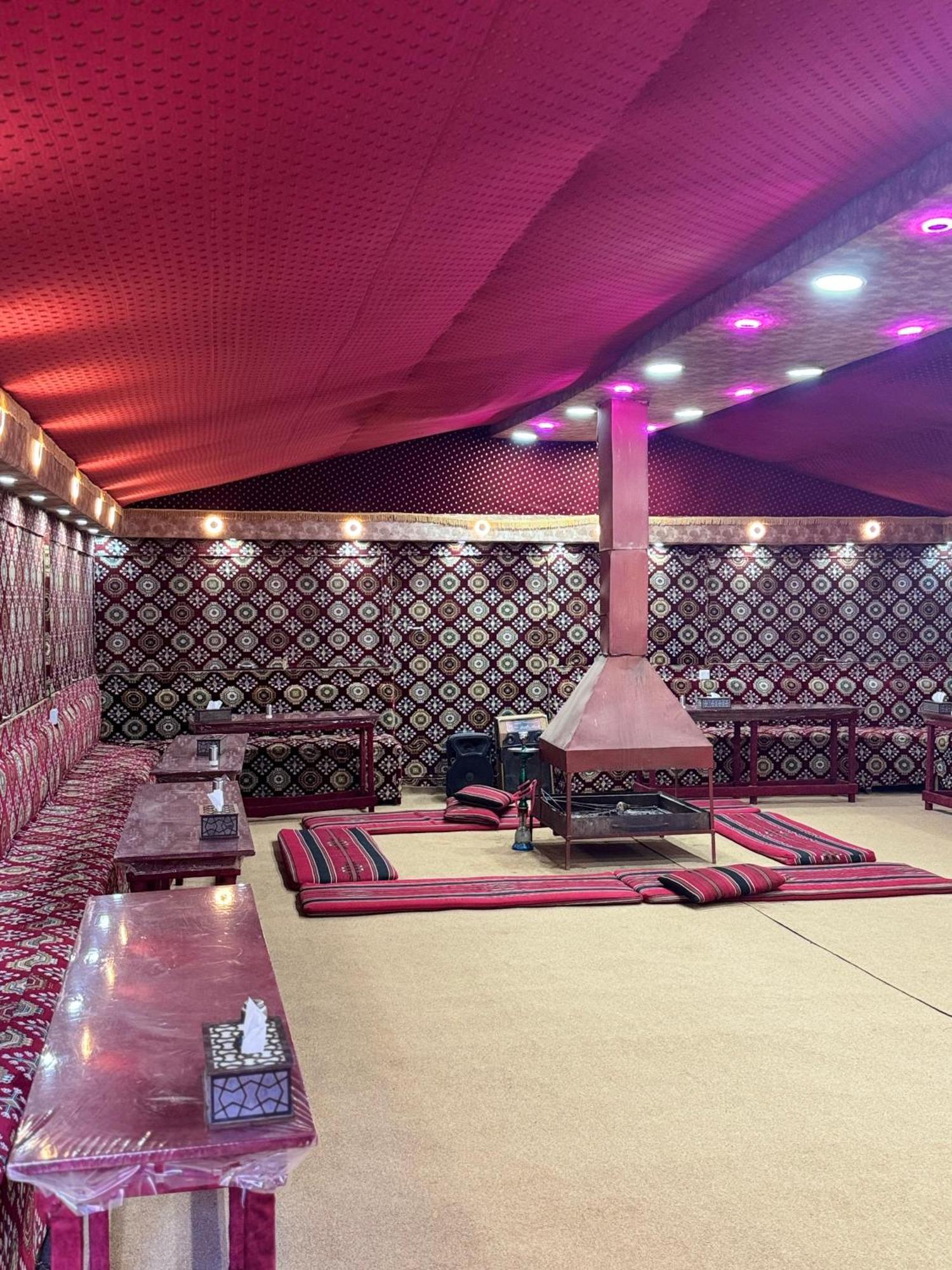 Wadi Rum Bubble Camp & Tour 外观 照片