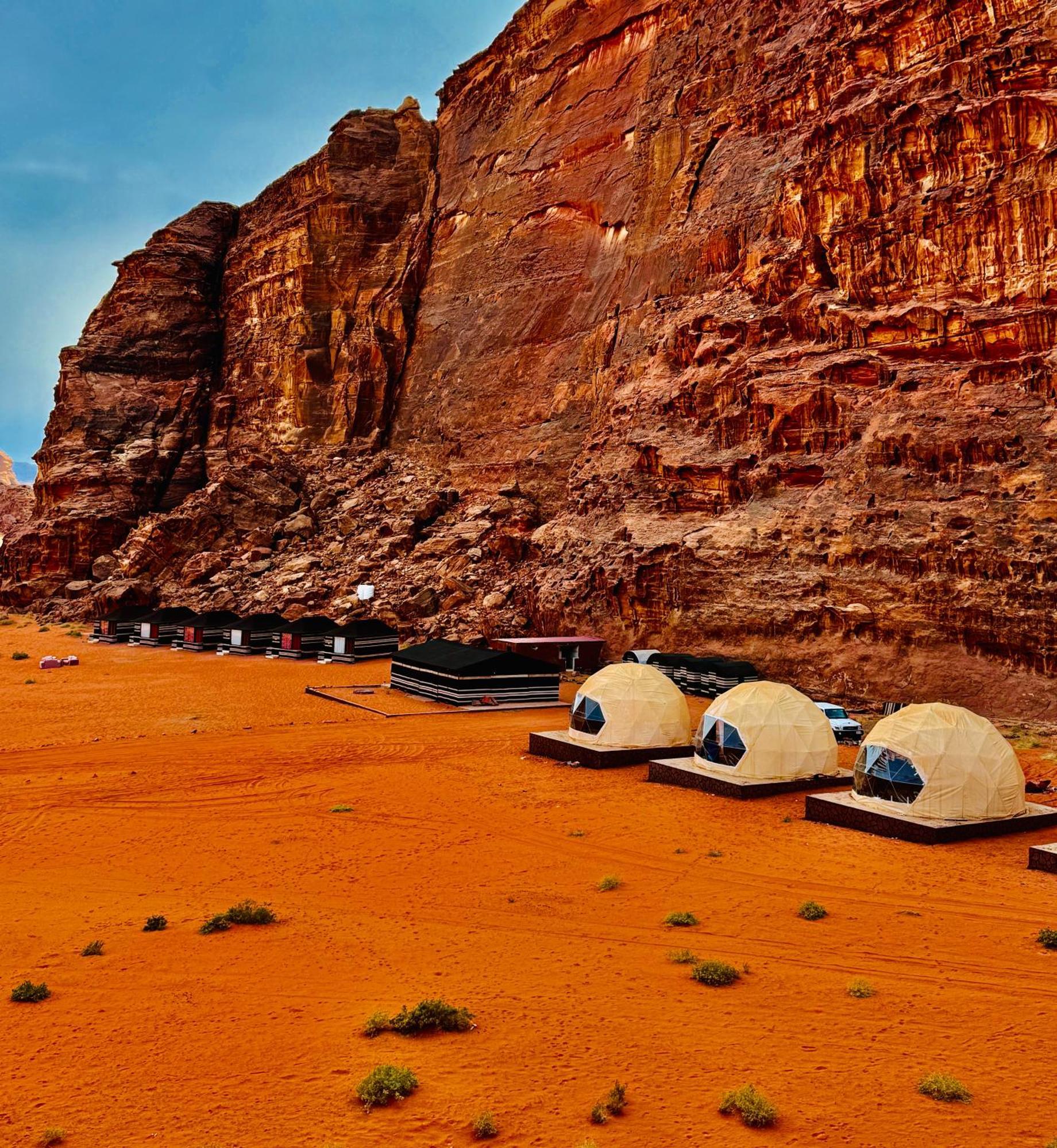 Wadi Rum Bubble Camp & Tour 外观 照片