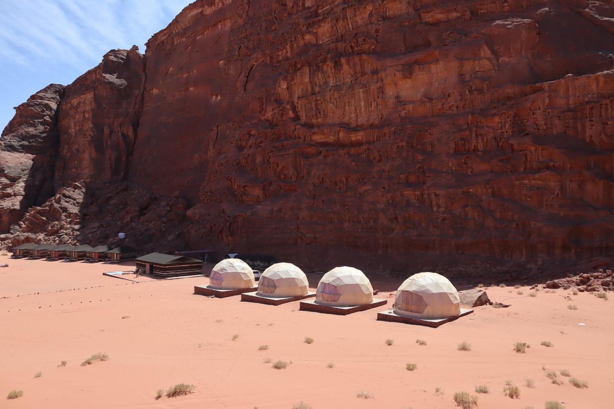 Wadi Rum Bubble Camp & Tour 外观 照片