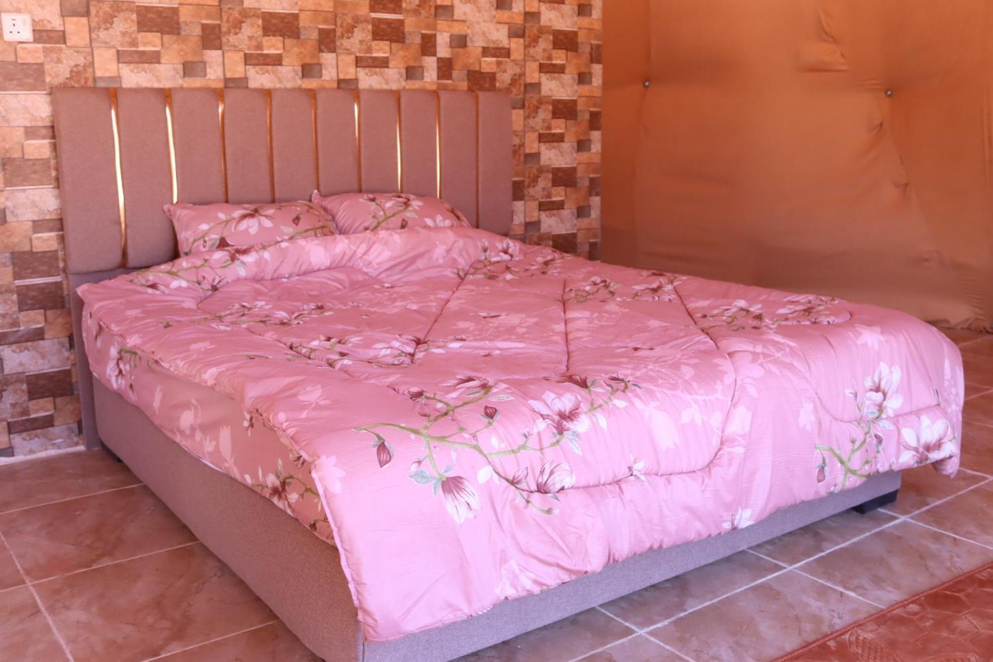 Wadi Rum Bubble Camp & Tour 外观 照片