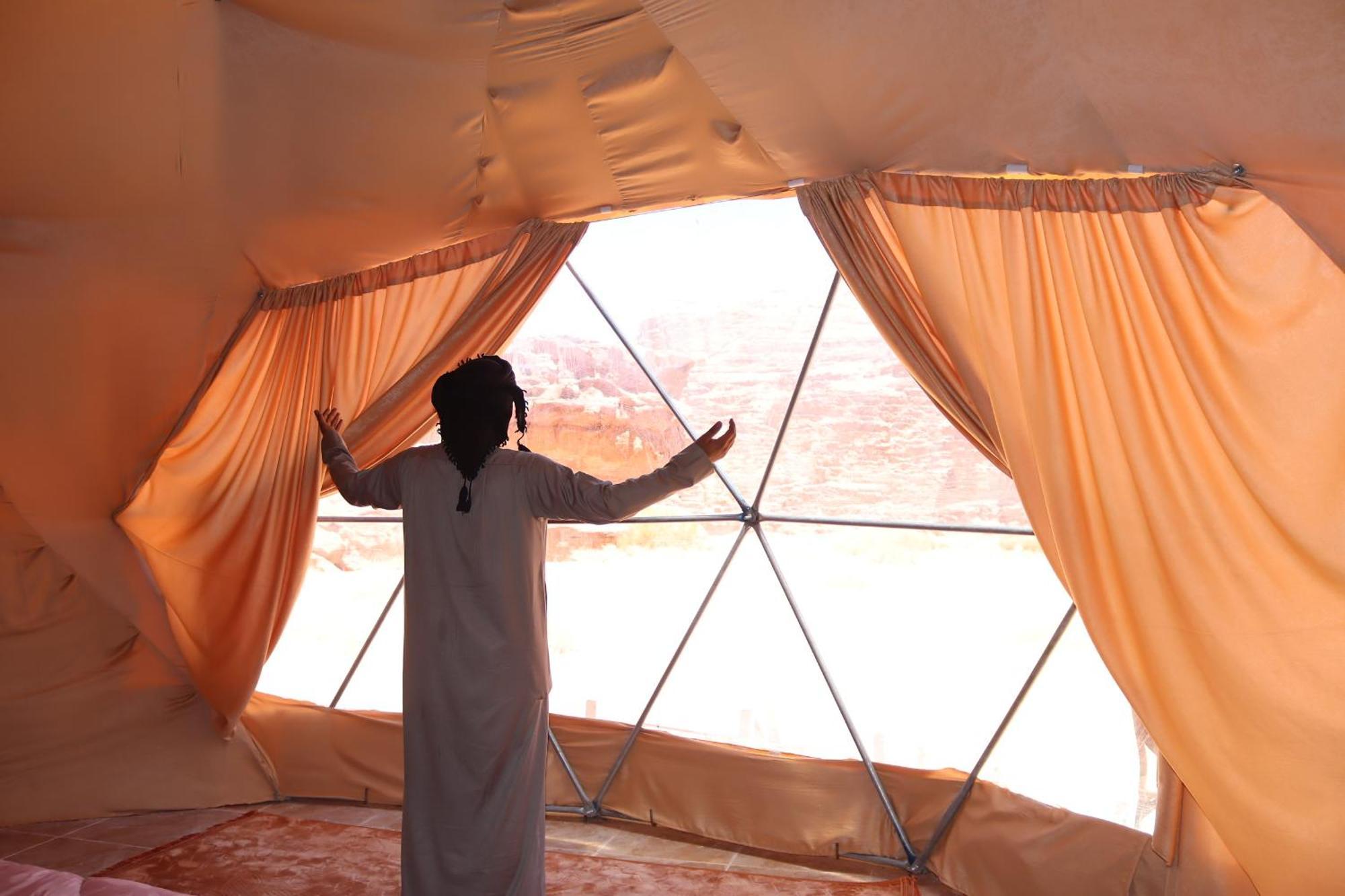 Wadi Rum Bubble Camp & Tour 外观 照片