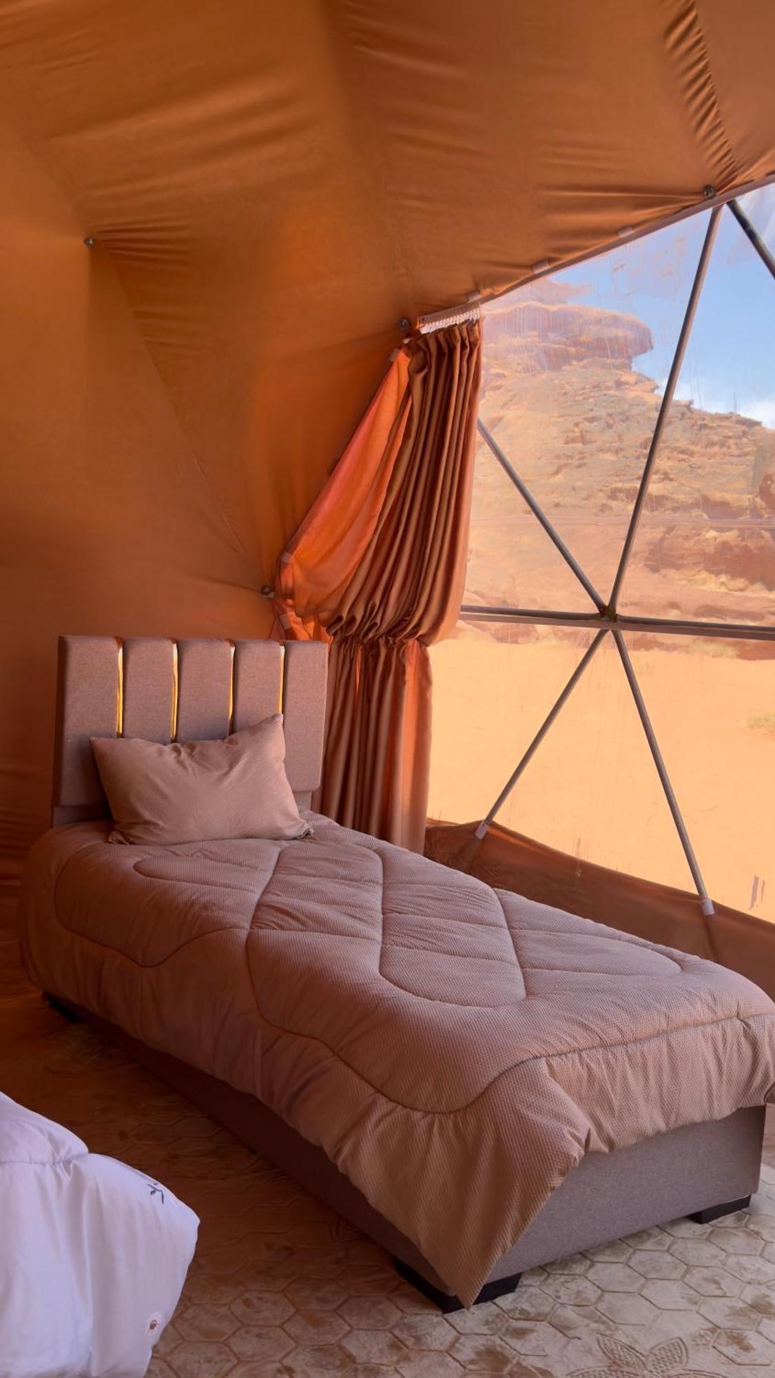 Wadi Rum Bubble Camp & Tour 外观 照片
