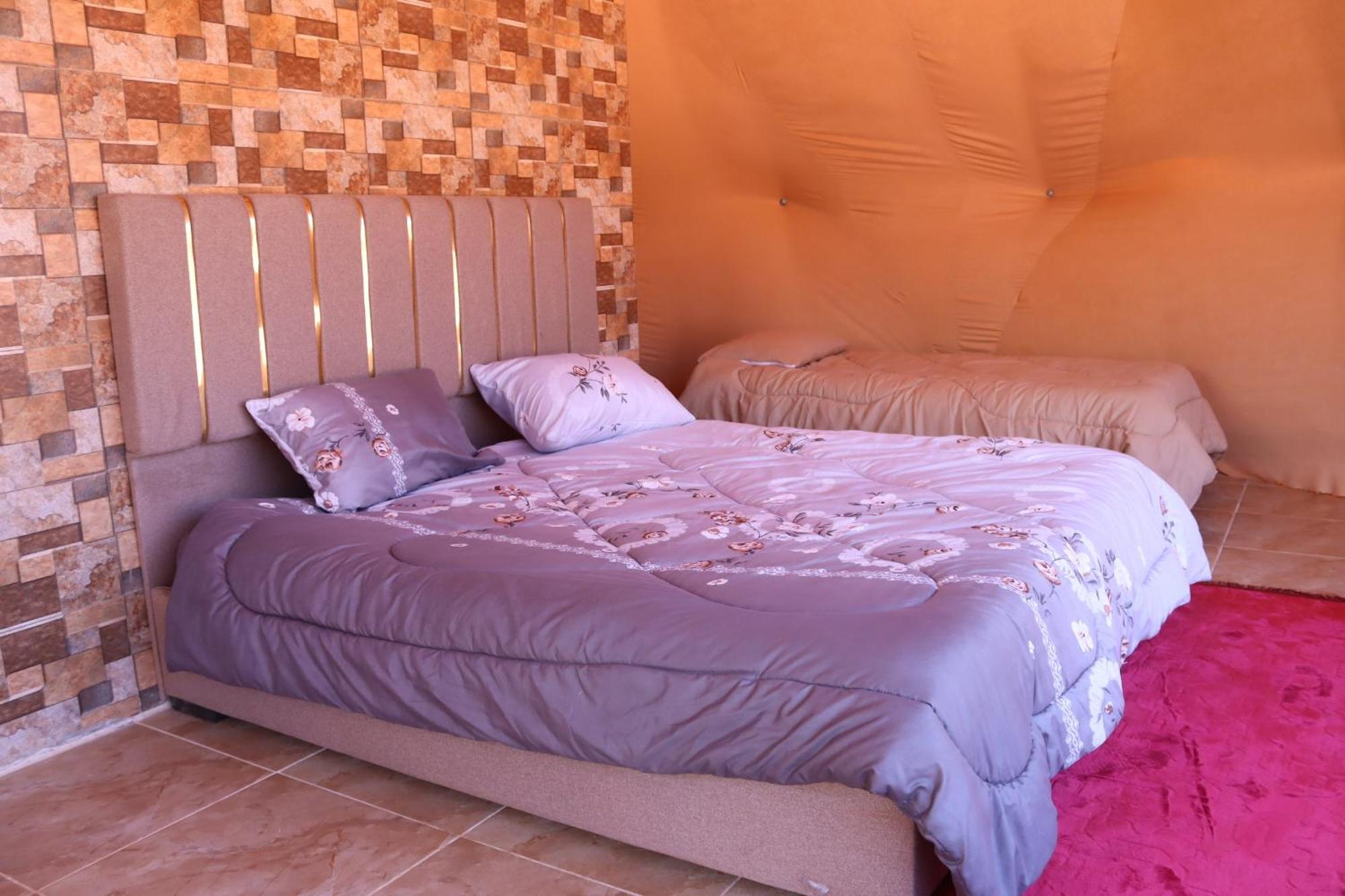 Wadi Rum Bubble Camp & Tour 外观 照片
